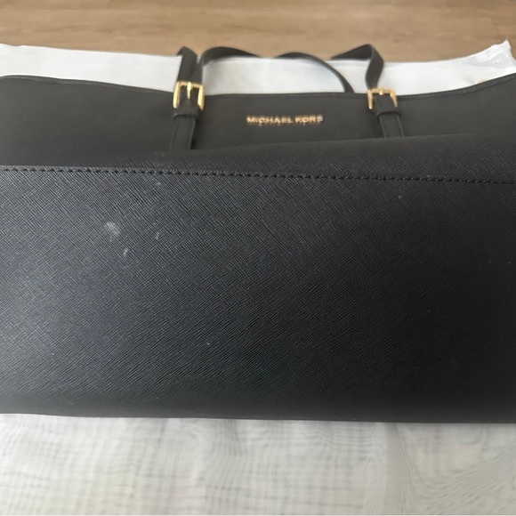 Purse - Picture 4 of 11